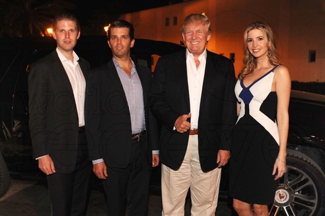 
Ông Trump và 3 người con của mình. Ảnh: Worldredeye
