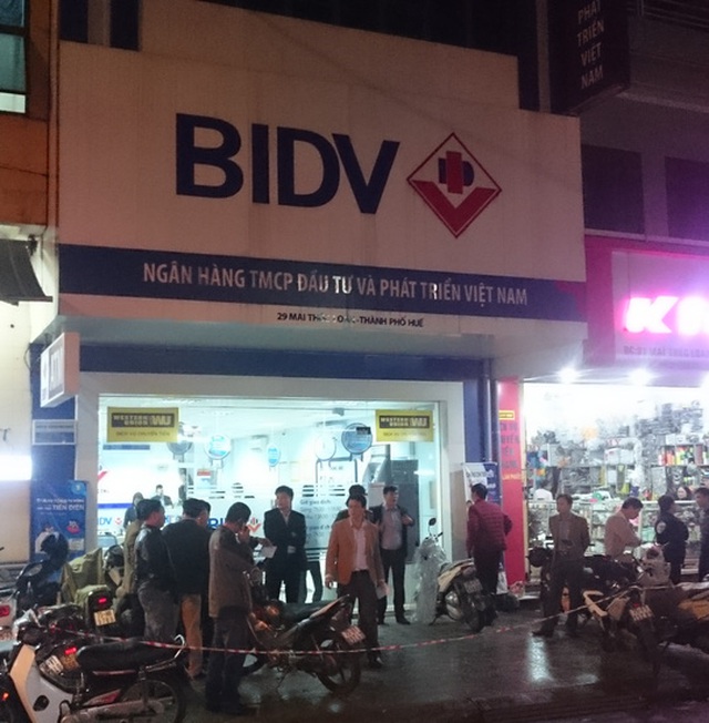 
Chi nhánh BIDV tại đường Mai Thúc Loan, TP Huế, nơi xảy ra vụ nghi cướp.
