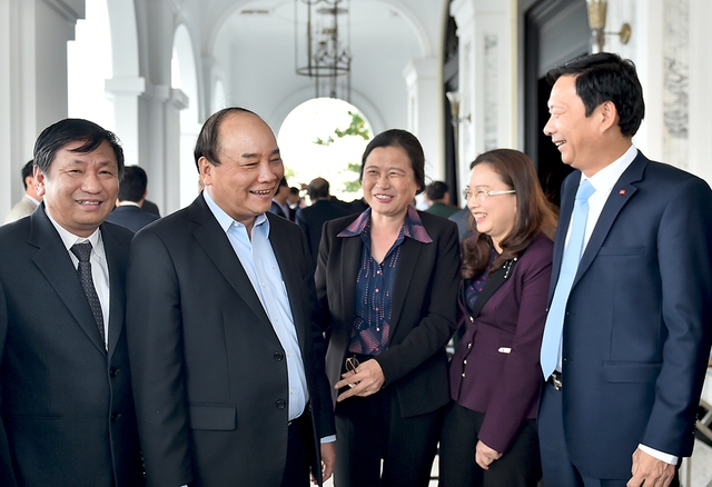 
Thủ tướng: Mô hình phát triển của Quảng Ninh lựa chọn phải mở cửa, thu hút được nhân tài trong và ngoài nước phục vụ phát triển kinh tế-xã hội. Ảnh VGP/Quang Hiếu
