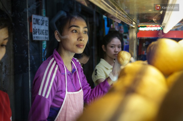 
Chị An, người nảy ra ý tưởng bánh mì 5.000 đồng vì người nghèo.
