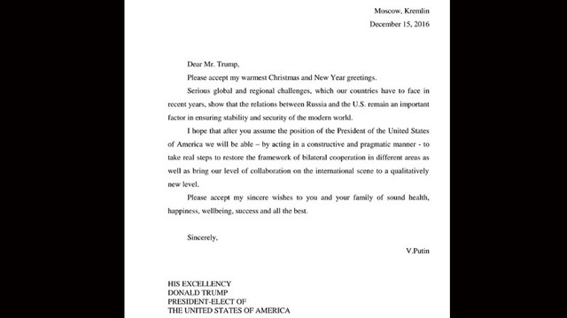 Bức thư của ông Putin mới được đội ngũ chuyển giao quyền lực của ông Trump công bố. Ảnh: CNN