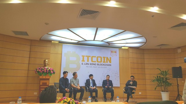 
Các diễn giả tại tọa đàm Bitcoin và làn sóng Blockchain
