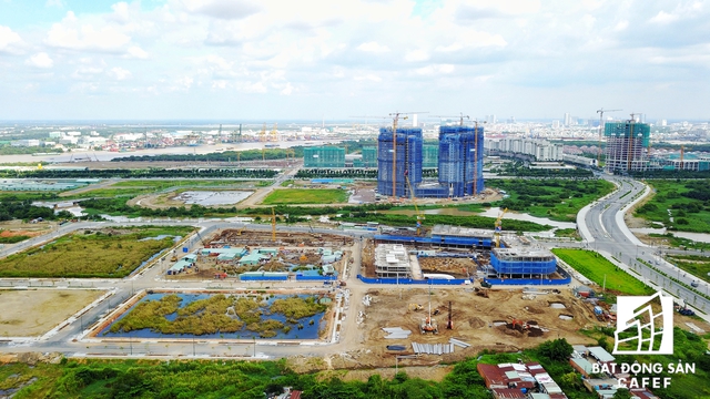 Cụm dự án biệt thự và chung cư cao tầng thuộc khu đô thị Sala của Đại Quang Minh đang làm mồi cho nhiều dự án BĐS khác đẩy nhanh tiến độ xây dựng