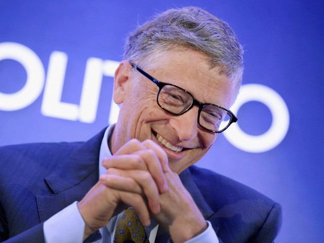 
Trong cuốn sách có tiêu đề “Kinh doanh thời @, tốc độ của ý nghĩ”, tỷ phú lừng danh Bill Gates đã đưa ra 15 tiên đoán về thế giới trong tương lai. Chưa đầy 20 năm sau, tất cả những tuyên đoán của ông đều trở thành sự thật. Tuy nhiên, những tiên đoán đó không phải điều khải huyền mà đang giúp ích rất nhiều cho cuộc sống con người. Ảnh: Reuters
