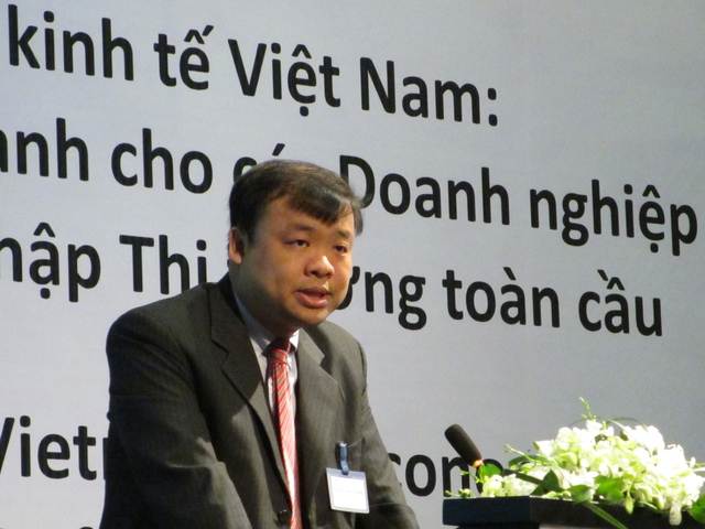 
Ông Nguyễn Hoa Cương: Tốc độ băng thông nâng lên sẽ làm tăng GDP. Nó chứng tỏ tầm quan trọng của công nghệ thông tin đối với nền kinh tế”.
