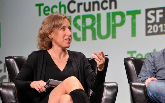 
CEO của YouTube Susan Wojcicki nói rằng, để đối phó được căng thẳng thì phải dành đủ thời gian cho bản thân. Cô nói rằng, việc quan trọng là có thể thu xếp ổn thỏa công việc gia đình trước khi quay trở lại với công việc.
