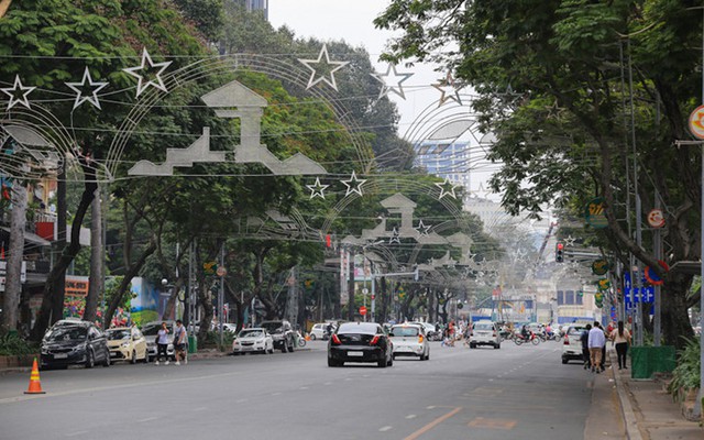 
Giá đất mặt tiền trên đường Lê Lợi dao động từ 769 - 825 triệu đồng mỗi m2.
