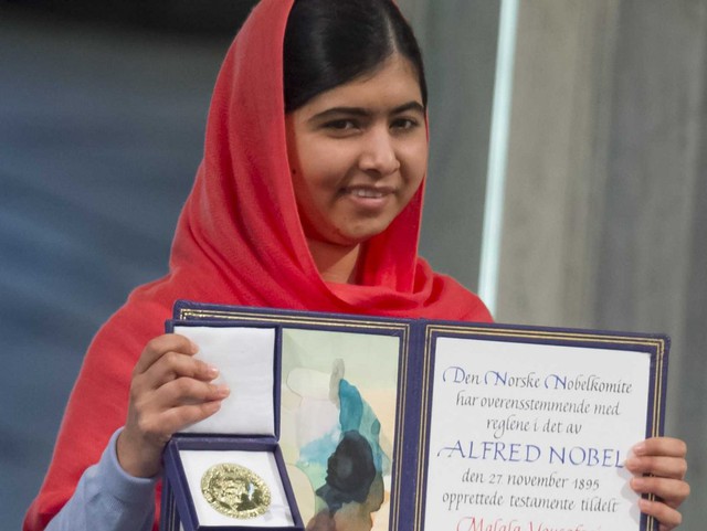 
Năm 2014, Malala vẫn chưa dùng điện thoại hay mạng xã hội để tập trung vào học hành.
