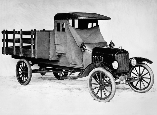 Mẫu xe năm 1917 - Ảnh: Ford