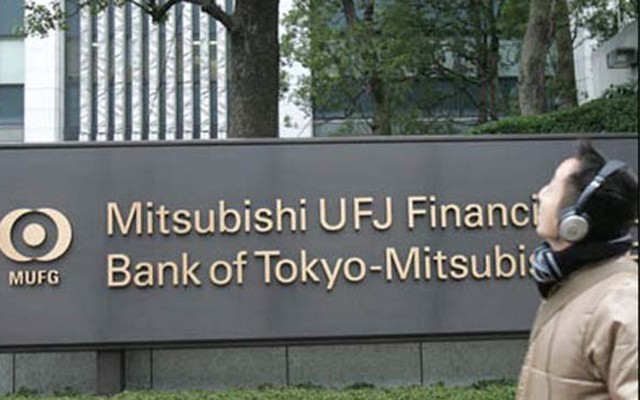 
Mitsubishi UFJ Financial hiện là ngân hàng lớn nhất tại Nhật Bản cả về nguồn vốn và tổng tài sản. Ngân hàng này xếp thứ 8 &nbsp;thế giới, với tổng giá trị tài sản 2.460 tỉ USD.
