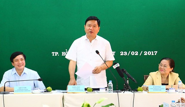 
Bí thư Đinh La Thăng tại buổi làm việc với Tổng liên đoàn Lao động chiều 23/2. Ảnh: N.T.
