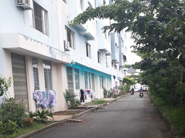 
Năm căn hộ xây không phép ở chung cư Gia Phú, phường Bình Hưng Hòa, quận Bình Tân, TP.HCM. Ảnh: NGUYỄN HIỀN
