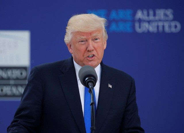 
Tổng thống Mỹ Donald Trump phát biểu tại hội nghị NATO. Ảnh: Reuters
