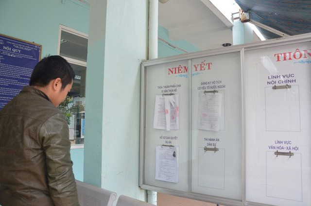 
Lệnh truy nã Vũ nhôm được dán công khai tại trụ sở các UBND phường trên địa bàn TP Đà Nẵng

