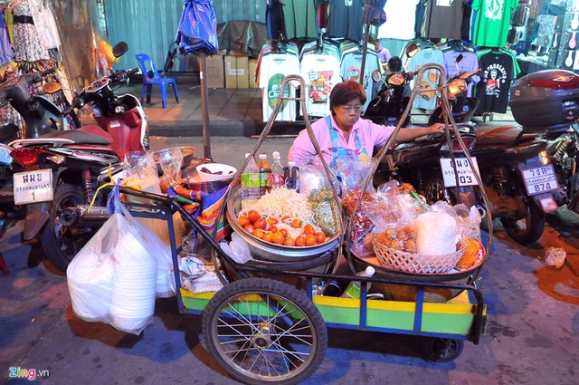 1001 kiểu sử dụng vỉa hè các nước ảnh 19