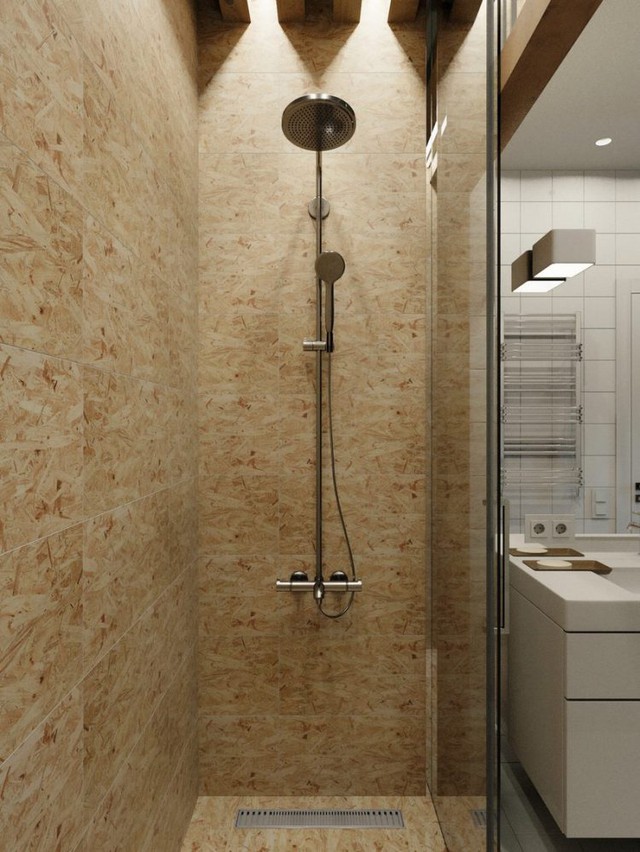  Phòng tắm được thiết kế tách biệt với khu vệ sinh nhờ cửa kính trượt. 