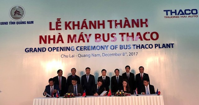 
1.150 xe ô tô của ngành công nghiệp ô tô Việt Nam được xuất khẩu sang Thái Lan, Đài Loan, Philippines, Campuchia. Ảnh: LÊ PHI. 
