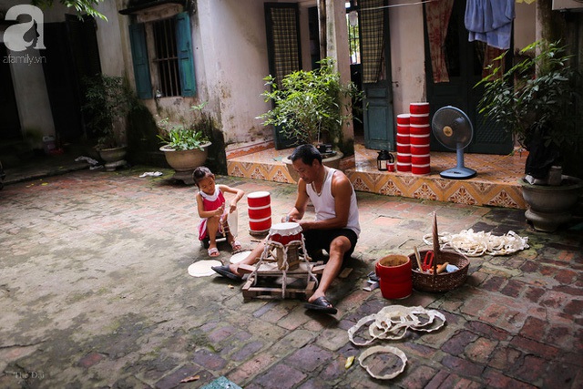 Ở làng Hảo, mỗi khoảng sân trống trước nhà giờ đây đều biến thành nơi học tập, trải nghiệm của học sinh đến từ khắp mọi nơi.