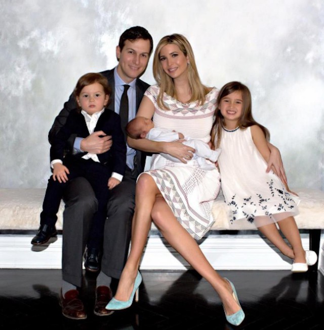 
Ngày 25/4/2016, Ivanka Trump chia sẻ bức hình đầu tiên về gia đình 5 thành viên của mình. Ảnh: Instagram.
