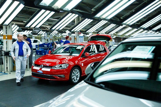 
Một nhà máy ô tô Volkswagen ở Đức. Bà Merkel hết sức bảo vệ ngành sản xuất ô tô trong nước.
