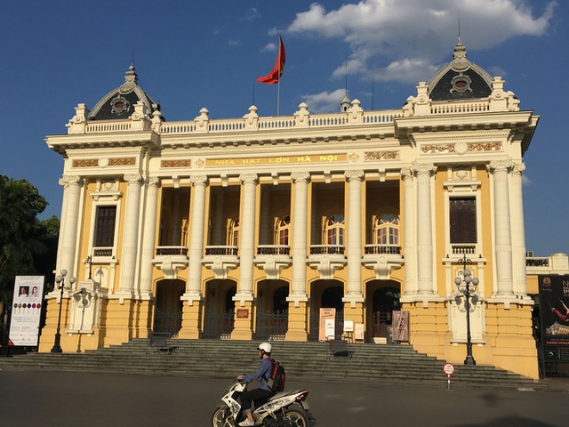 Nhà hát lớn Hà Nội.