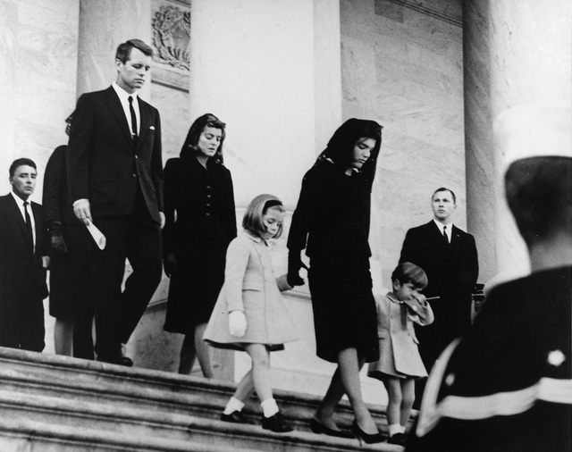 
Cố Đệ nhất Phu nhân tại lễ tang của chồng, John F. Kennedy, ở thủ đô Washington ngày 25/11/1963
