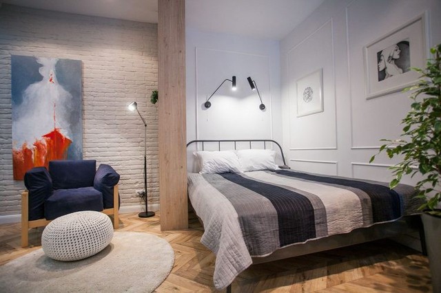  Không gian phòng ngủ được bố trí ngay góc tường trong cùng của căn hộ với thiết kế đơn giản đúng tính chất thư giãn, nghỉ ngơi. 