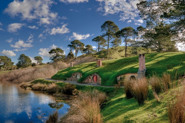 Những ngôi nhà The Hobbit ngoài đời thực là điểm đặc biệt thu hút của xứ sở Tân Tây Lan.