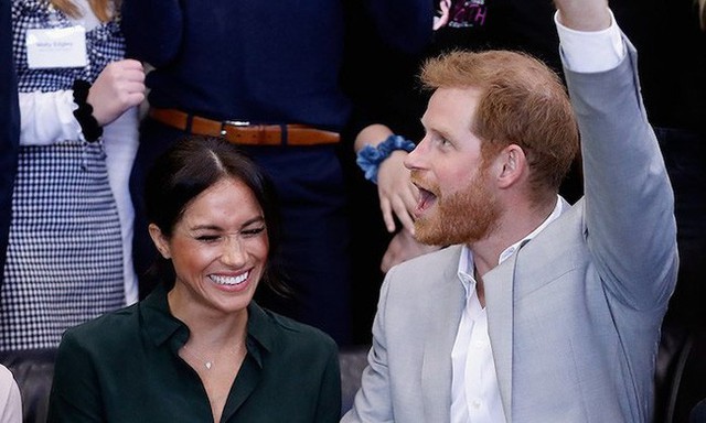 Sinh ra là em bé ngậm thìa vàng nhưng con của Meghan sẽ có cuộc sống khác biệt so với Hoàng tử George - Ảnh 4.