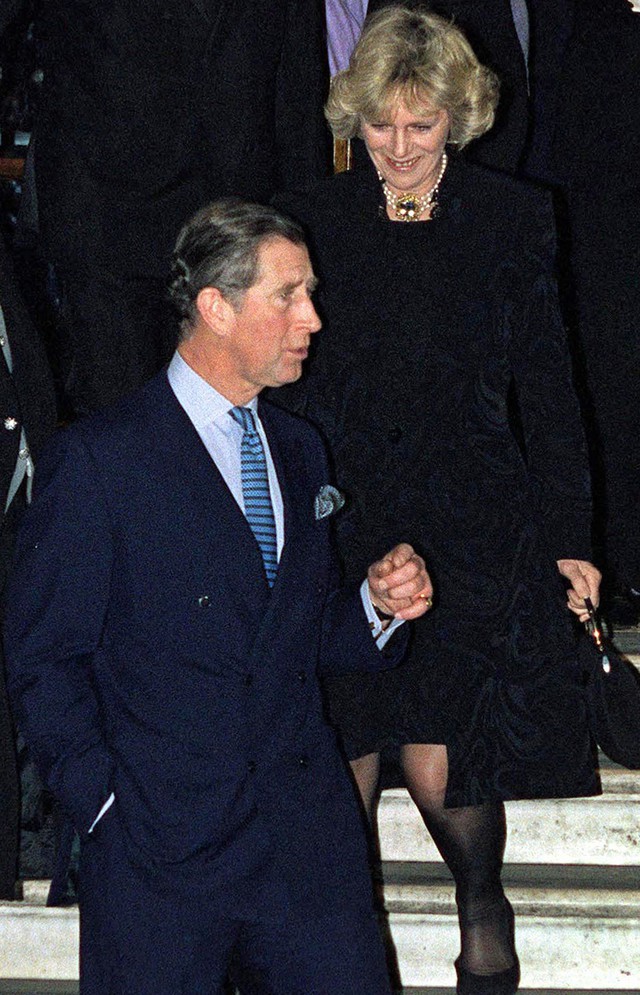 Mối tình 48 năm đầy “thị phi” của Thái tử Charles và bà Camilla: Tưởng viên mãn nhưng lại có kết cục cay đắng không ngờ - Ảnh 3.