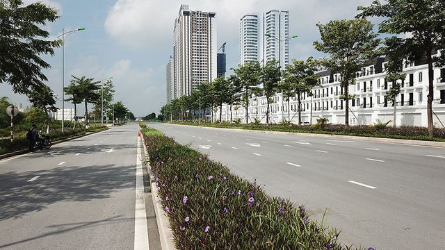 Mãn nhãn với con đường có 10 làn chuẩn bị thông xe ở Hà Nội   - Ảnh 7.
