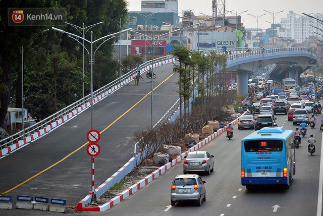 Clip, ảnh: Cận cảnh cầu vượt hơn 300 tỷ ở nút giao An Dương - Nghi Tàm trước ngày thông xe - Ảnh 12.