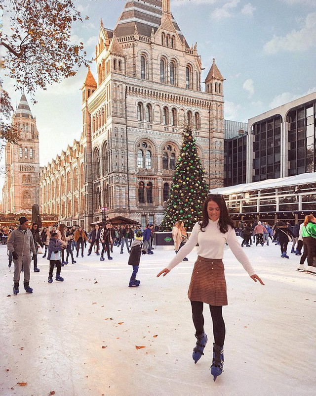 Những khoảnh khắc giao mùa ở London: Cả thành phố được trang hoàng lộng lẫy cho mùa Giáng sinh đang đến - Ảnh 2.