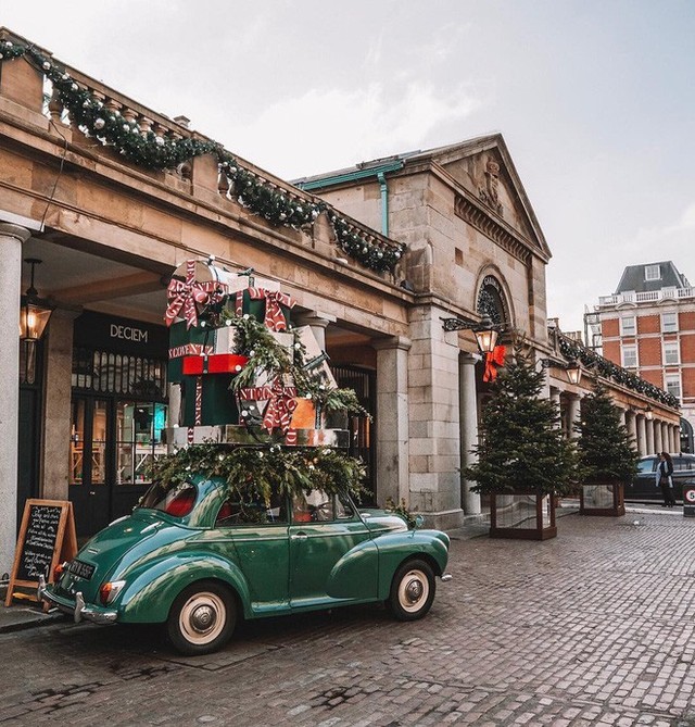 Những khoảnh khắc giao mùa ở London: Cả thành phố được trang hoàng lộng lẫy cho mùa Giáng sinh đang đến - Ảnh 20.