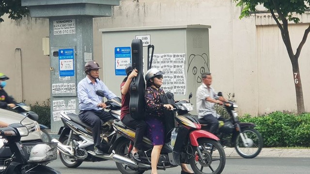 Tín dụng đen giăng bẫy khắp phố phường Sài Gòn - Ảnh 7.