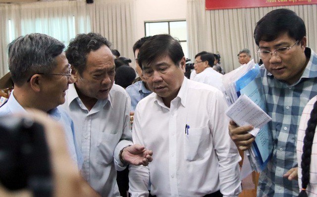  Chủ tịch HĐND TP.HCM Nguyễn Thị Quyết Tâm tiếp xúc cử tri quận 2 - Ảnh 2.