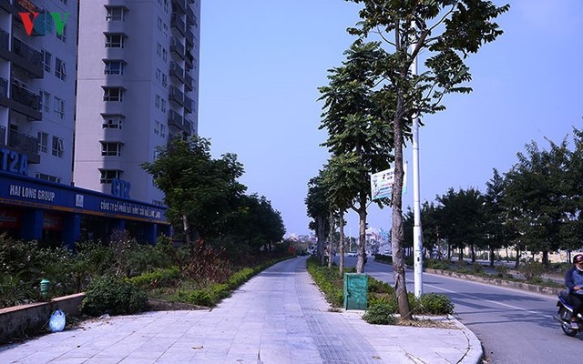 Cận cảnh phố 8 làn xe ở Hà Nội được đề xuất đặt tên Trịnh Văn Bô - Ảnh 13.