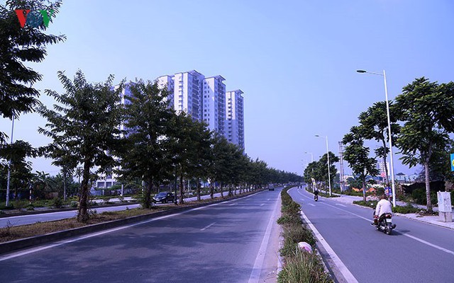 Cận cảnh phố 8 làn xe ở Hà Nội được đề xuất đặt tên Trịnh Văn Bô - Ảnh 5.