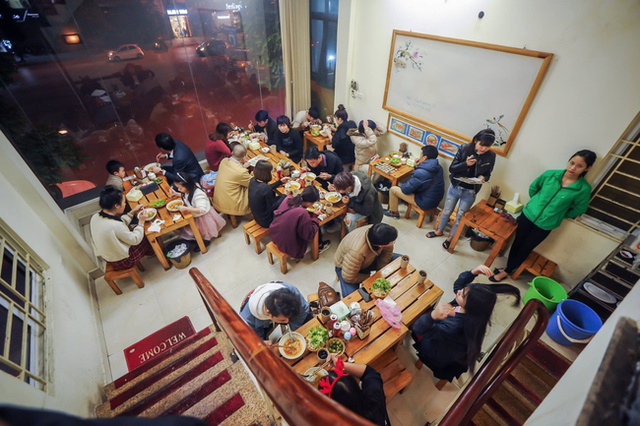 4 quán bánh canh ghẹ ở Hà Nội đắt xắt ra miếng, nên đi ăn ngay trong những ngày đầu tháng rủng rỉnh - Ảnh 8.