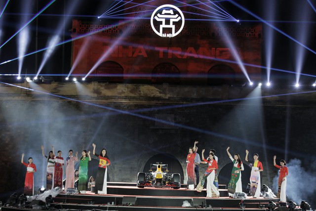 20h tối nay, lễ ra mắt giải đua xe F1 được tổ chức hoành tráng ở Hoàng thành Thăng Long - Ảnh 4.