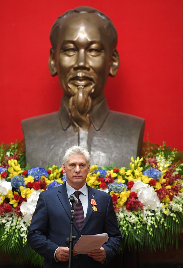 Cận cảnh chuyến thăm chính thức Việt Nam đầu tiên của Chủ tịch Cuba Miguel Diaz Canel  - Ảnh 6.