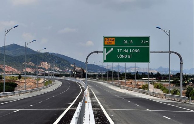 Nâng tốc độ cho phép lên 100km/h tại Cao tốc Hạ Long - Cầu Bạch Đằng  - Ảnh 1.