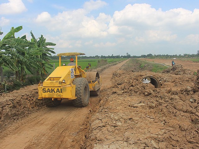 Nguy cơ dừng dự án cao tốc Trung Lương - Mỹ Thuận - Ảnh 1. Nguy cơ dừng dự án cao tốc Trung Lương - Mỹ Thuận - Ảnh 1.