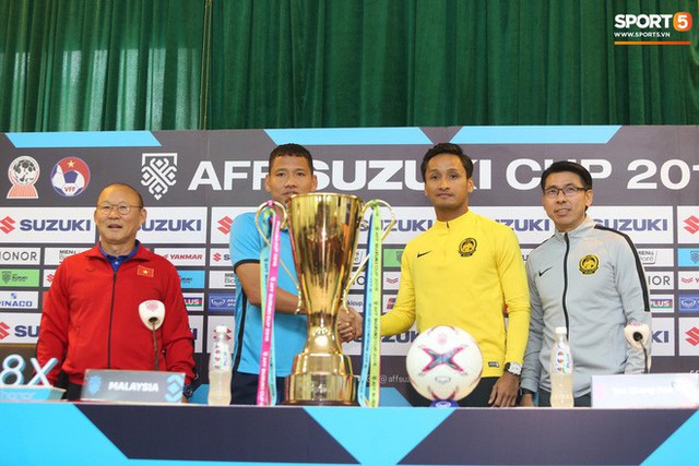 Anh Đức hé lộ màn động viên Đức Chinh sau trận chung kết lượt đi AFF Cup 2018 - Ảnh 2.