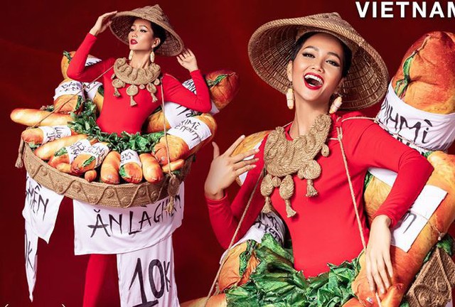 Top 5 Miss Universe HHen Niê: Từ trang phục dân tộc bánh mì, cú tung váy điệu nghệ tới dấu ấn tuyệt vời của người đẹp có nhan sắc lạ - Ảnh 2.