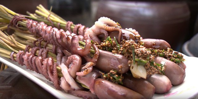 Đang thèm ăn hải sản mà thấy các món bạch tuộc này của Hàn Quốc thì đúng là khó có thể kiềm lòng - Ảnh 6.