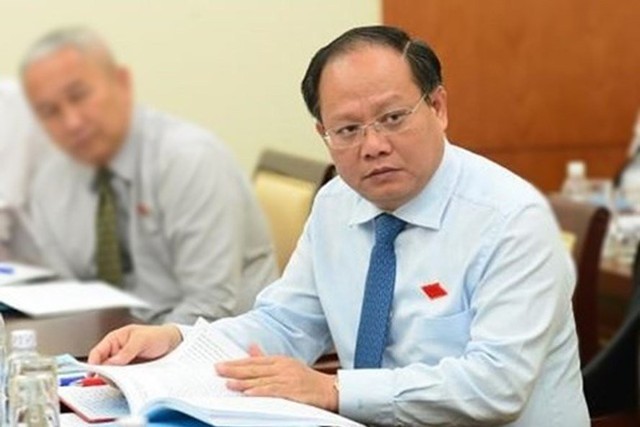 Ông Tất Thành Cang bị cách chức Ủy viên Trung ương, Phó Bí thư Thường trực TP.HCM - Ảnh 1.