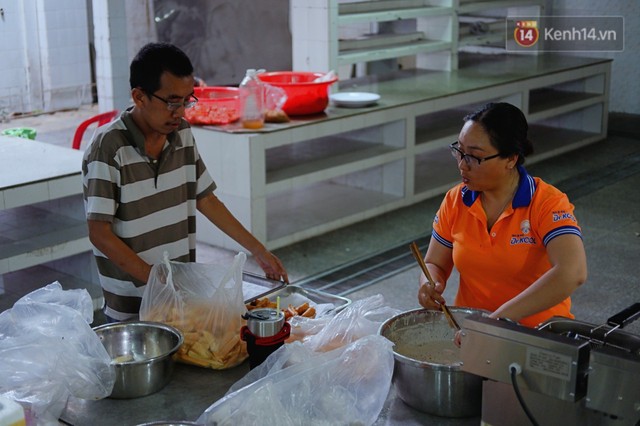 Chuyện về tiệm xương rồng ở Sài Gòn của chàng trai mồ côi, bị u não nhưng vẫn làm việc vì trẻ em ung thư: Càng lạc quan, càng sống khỏe! - Ảnh 10.