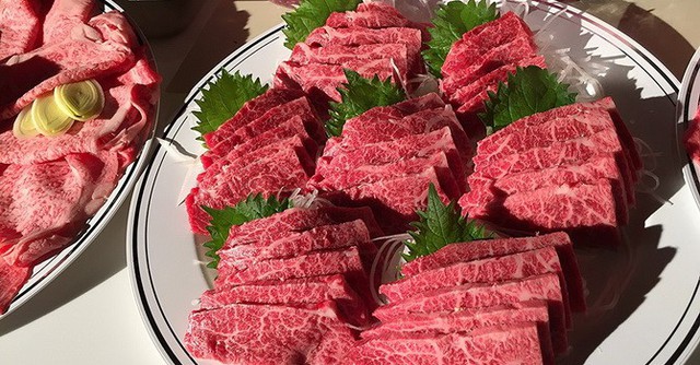 Thịt bò siêu đắt của Nhật đi vòng qua Campuchia để vào Trung Quốc như thế nào? - Ảnh 1.