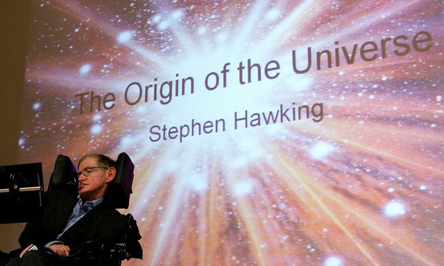 Cuộc đời phi thường qua ảnh của cố Giáo sư Stephen Hawking: Biểu tượng của lòng dũng cảm và là nguồn cảm hứng bất tận để bạn vượt qua mọi khó khăn - Ảnh 1.